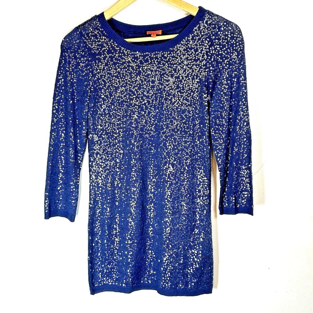 Chan Luu Blue All Over Sequin Long Sleeve‎ Sweater Pullover Woman’s Medium EUC
